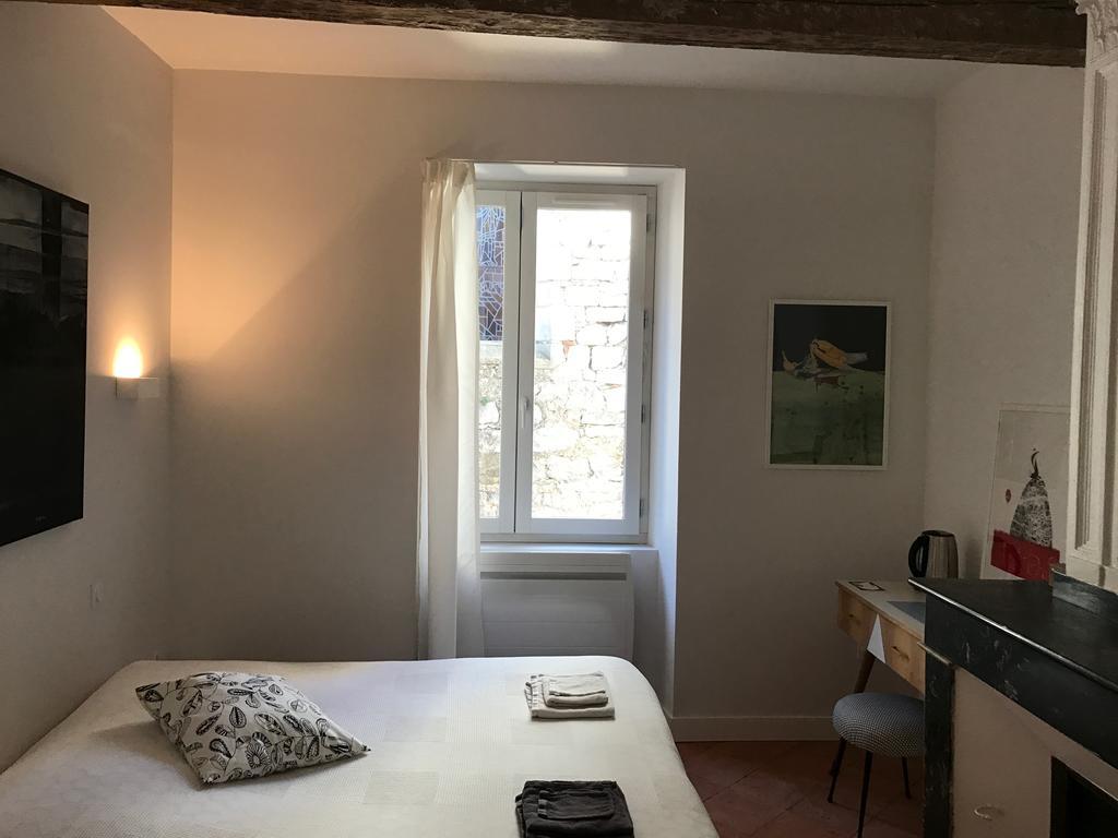B&B Le Chat Qui Dort Montricoux Exterior photo
